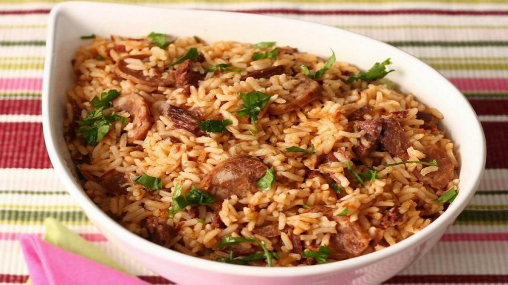 ARROZ COM CARNE